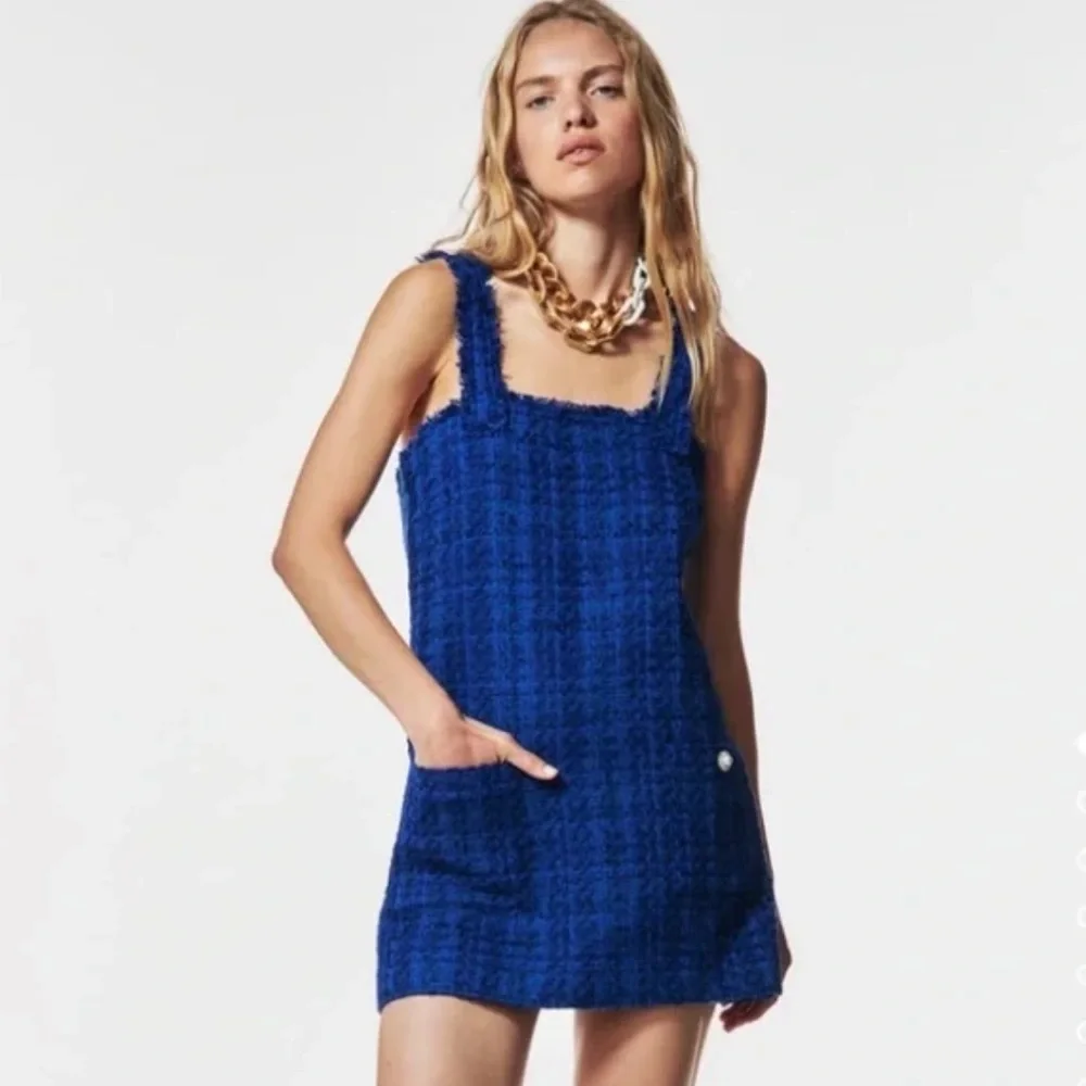 ZARA | BLOGGER FAV TEXTURED PINAFORE DRESS - Picture 2 of 14